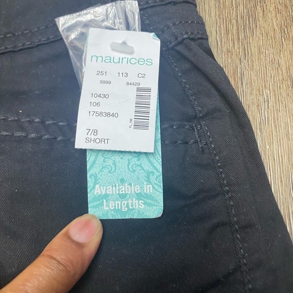 Maurice’s Kaylee Original Fit Slim Boot Cut Pants Black Size 7/8 Short - Picture 2 of 8